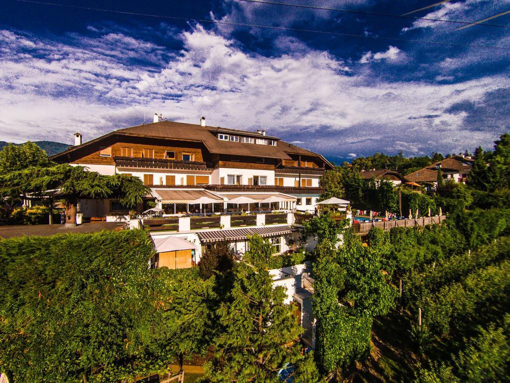 Hotel Waldhof Cornaiano Buitenkant foto