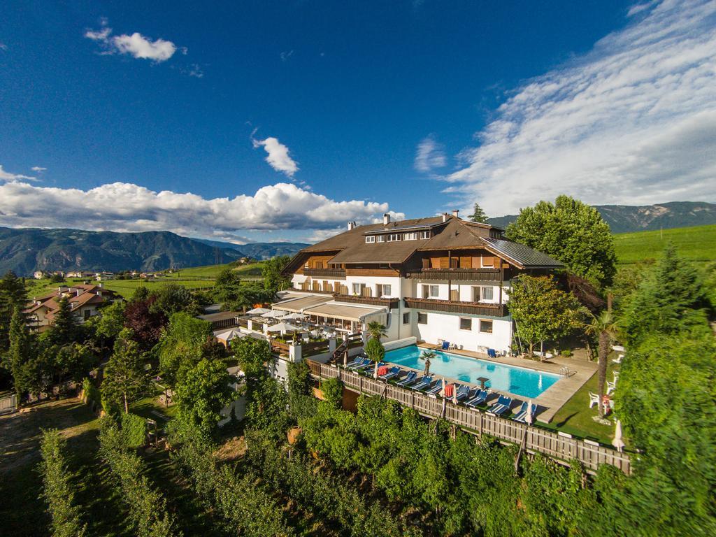 Hotel Waldhof Cornaiano Buitenkant foto